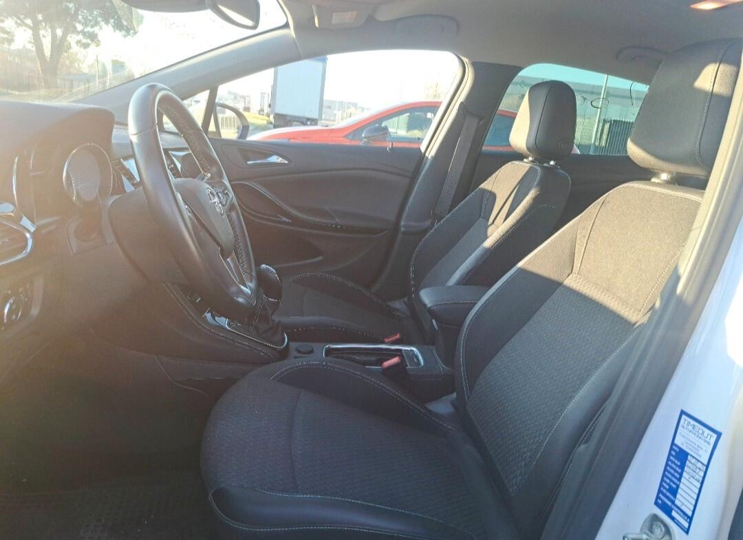 Opel Astra 1.6 Turbo SHT 200CV Start&Stop 5 porte Innovation