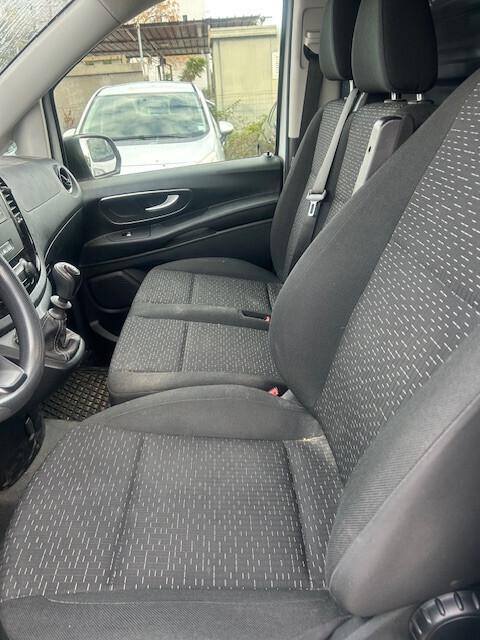 Mercedes Benz VITO FURGONE 110 LONG TRAZ. ANT.