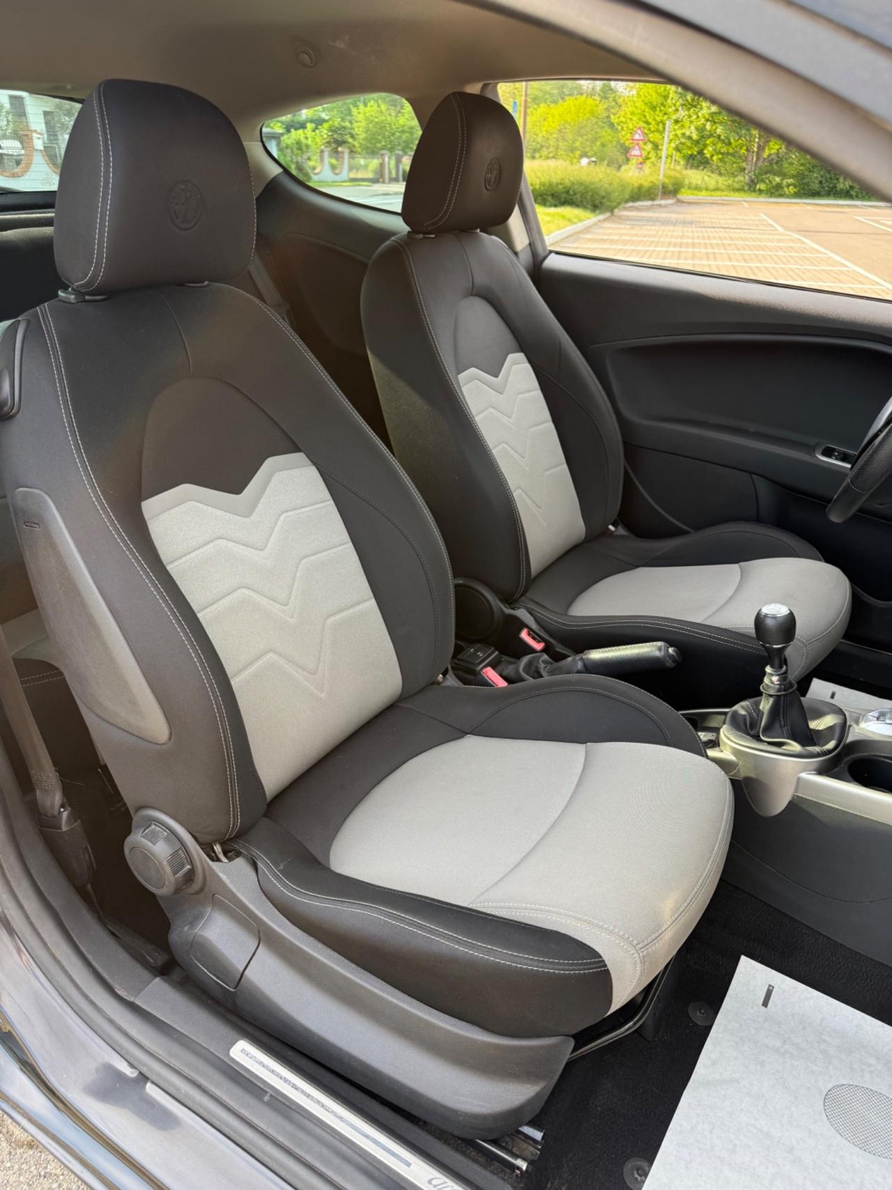 Alfa Romeo MiTo 1.3 JTDm 85 CV S&S*DNA*Aux*Usb