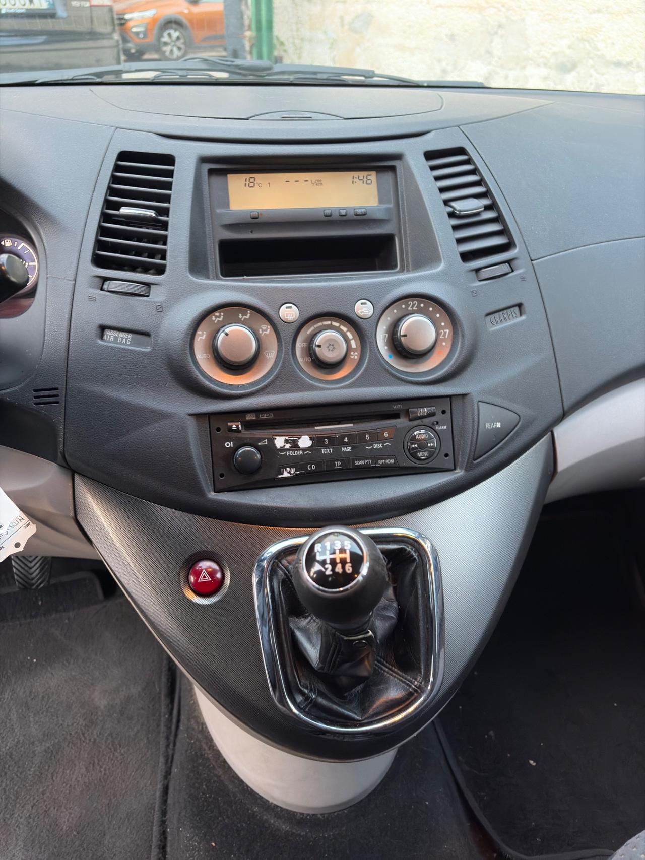 Mitsubishi Grandis 2.0 DI-D 7 posti