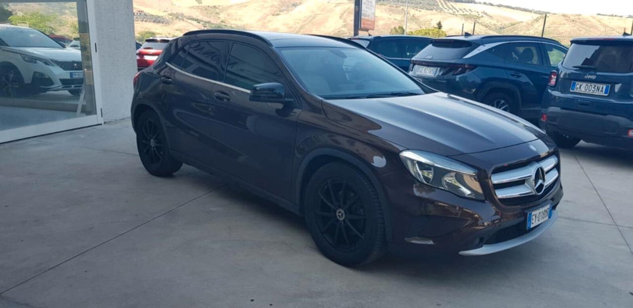 MERCEDES GLA 200 CDI SPORT