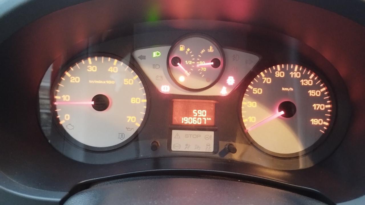 Peugeot Partner Tepee 1.6 HDi 110CV Outdoor