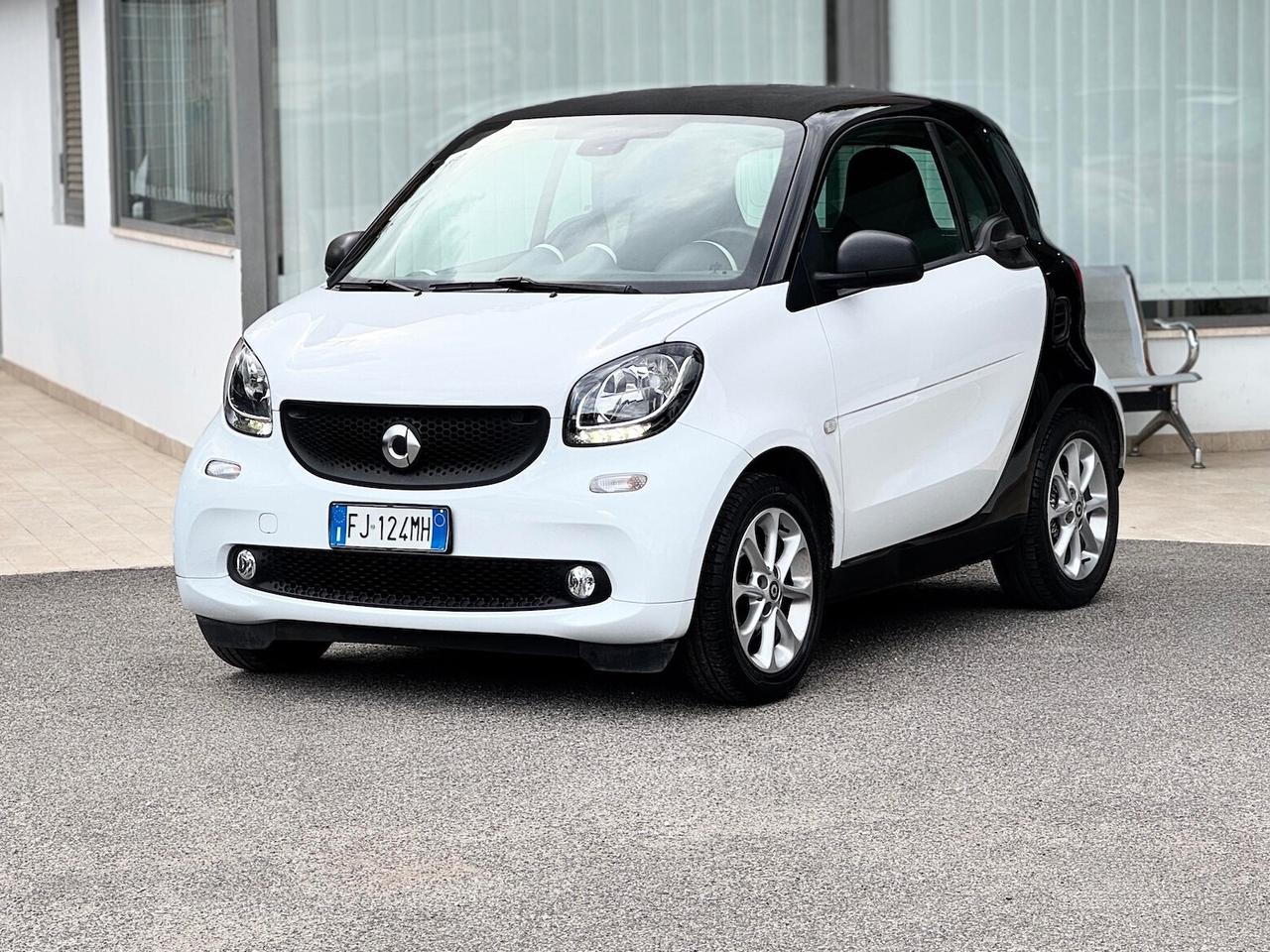 Smart ForTwo 70 1.0 twinamic Neo E6 - 2017