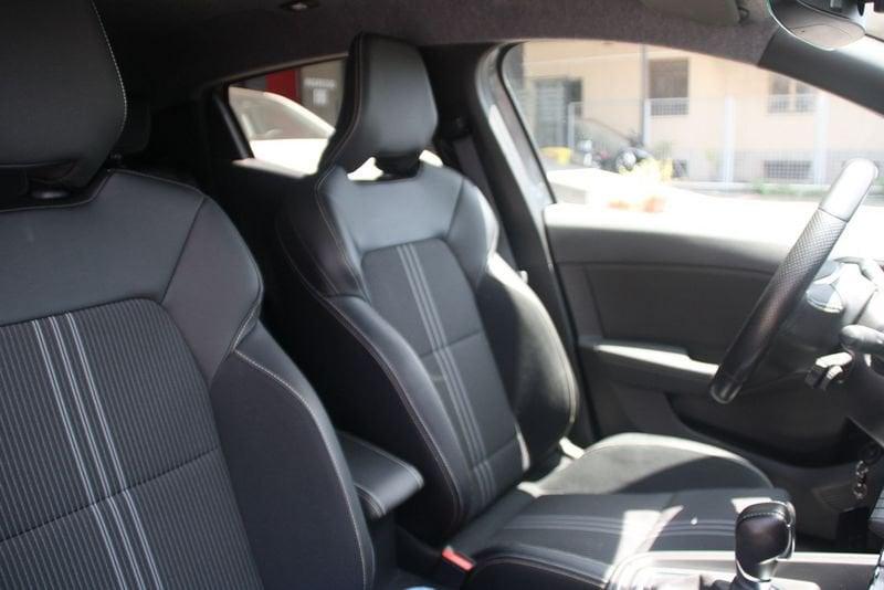 Renault Clio Hybrid E-Tech 145 CV 5 porte Techno