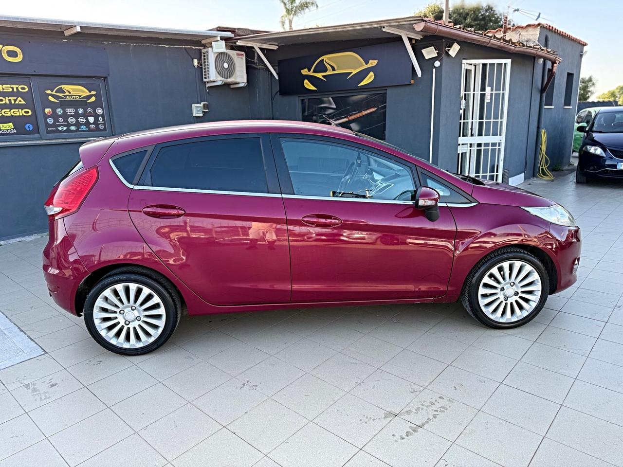 Ford Fiesta 1.4 TDCi 5p. Clever Garanzia 12 Mesi