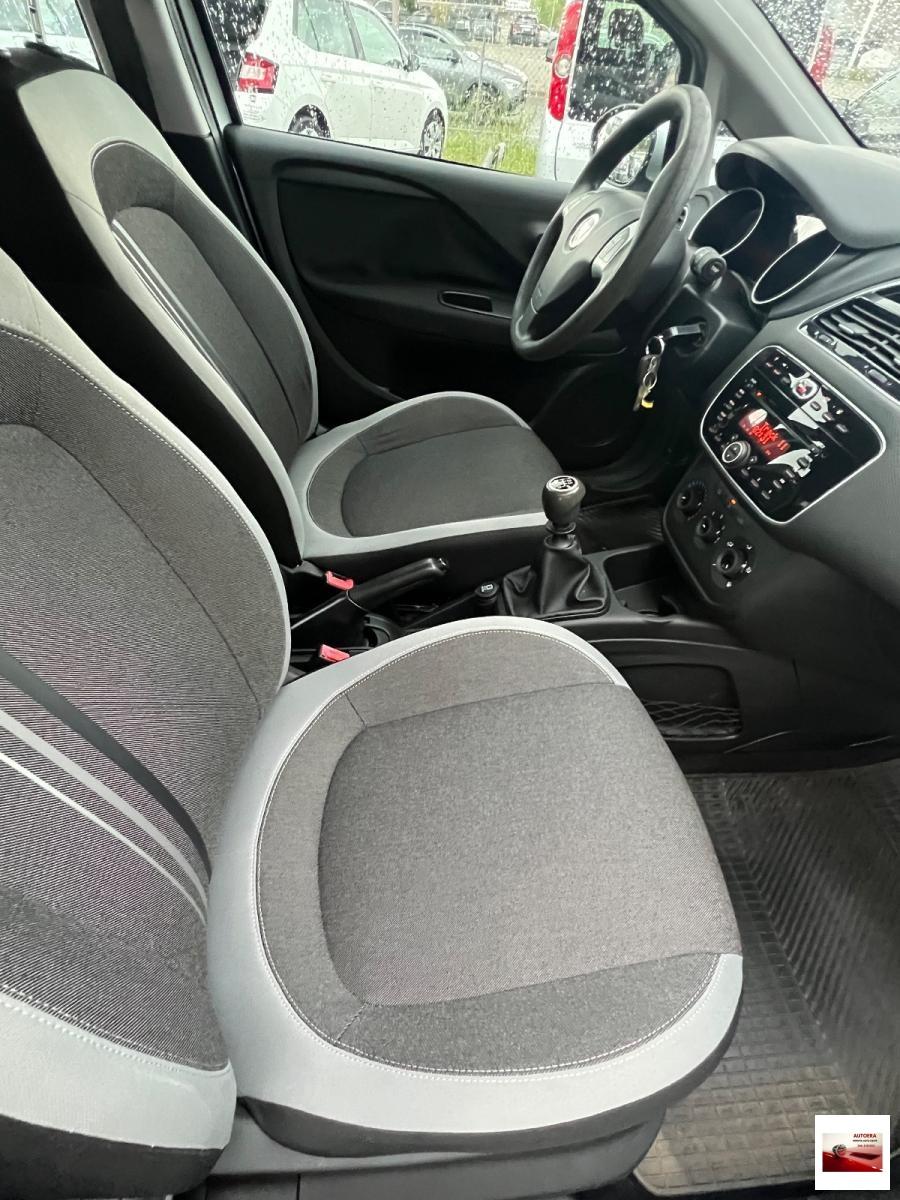 FIAT - Punto - 1.4 8V 5p. Nat. Pow. Virgin Radio