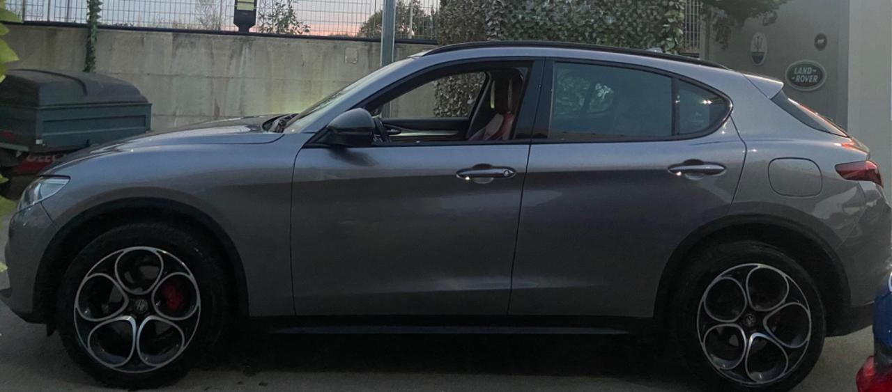 Alfa Romeo Stelvio 2.2 210 CV Q4 B-Tech FULL NUOVA