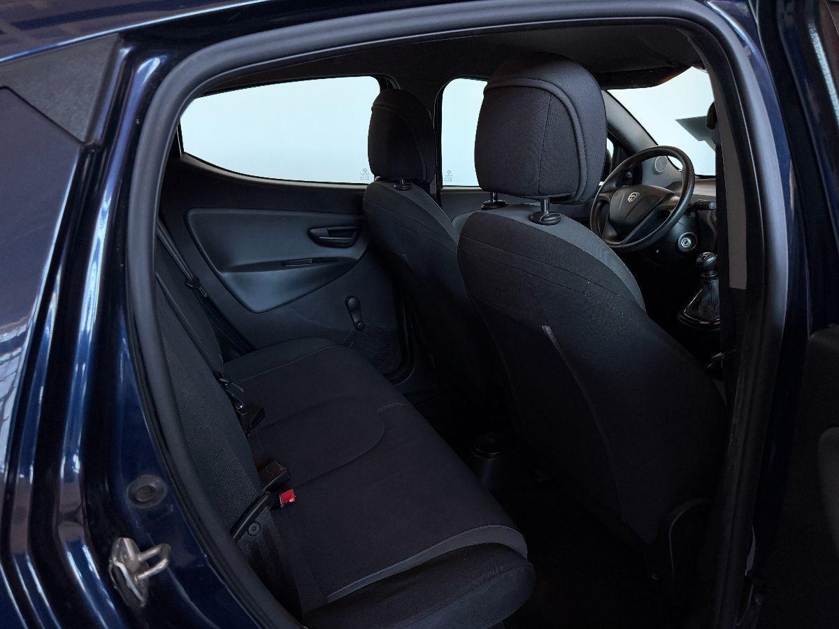 LANCIA - Ypsilon - 1.2 69 CV 5p. Platinum