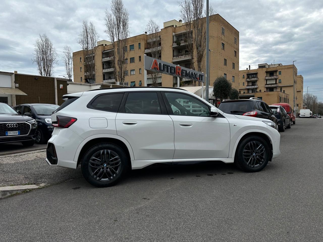 Bmw X1 18i MSport Edition, Tetto panoramico, Harman Kardon, 18"