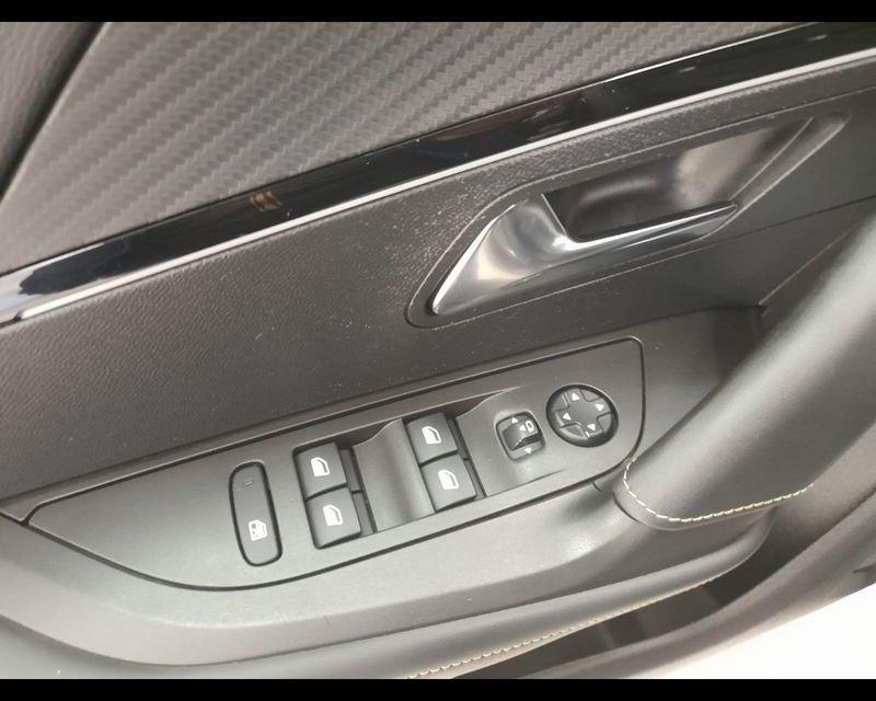Peugeot 2008 II 2020 1.5 bluehdi GT s&s 110cv