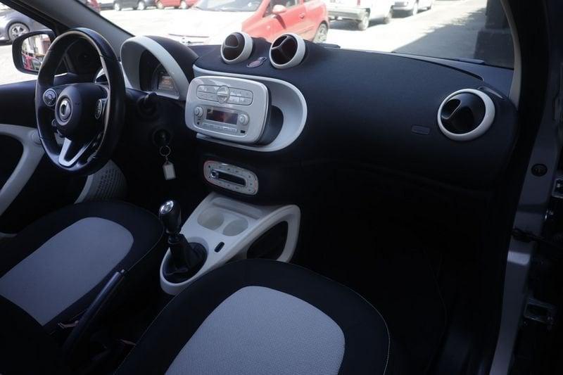 smart forfour smart forfour 90 0.9 66kW TURBO passion Unicoproprietario