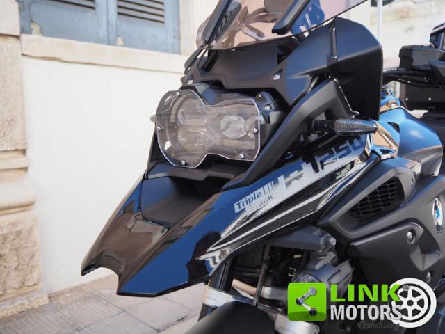 BMW R 1250 GS TRIPLE BLACK
