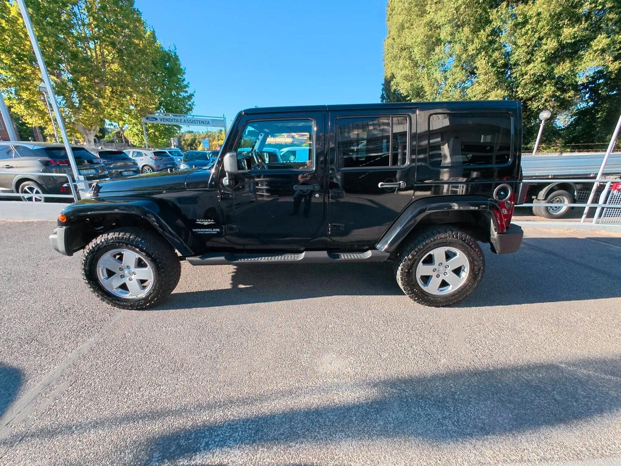 Jeep Wrangler 2.8 CRD DPF Sahara Auto