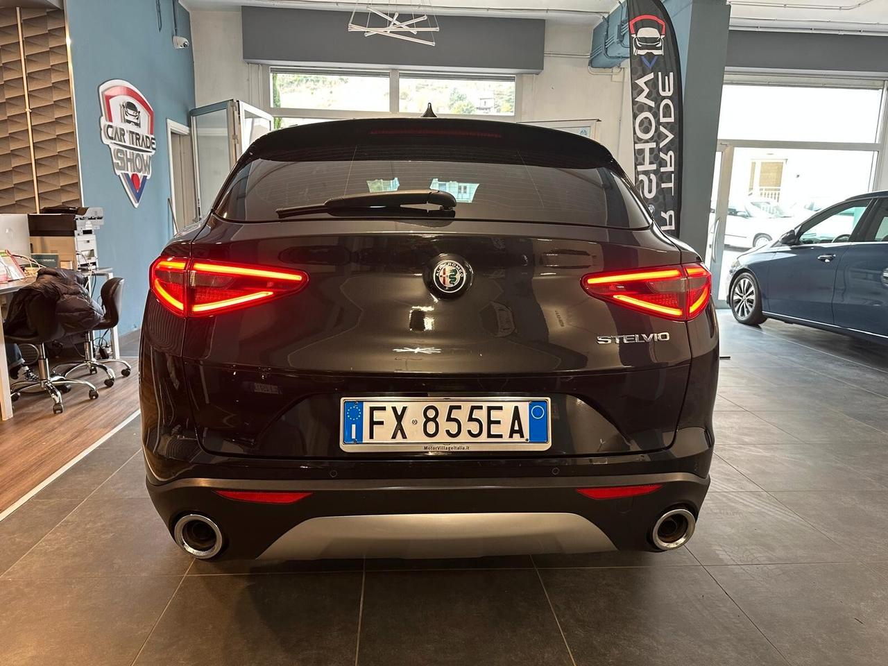 Alfa Romeo Stelvio 2.2 Turbodiesel 160 CV AT8 RWD Business