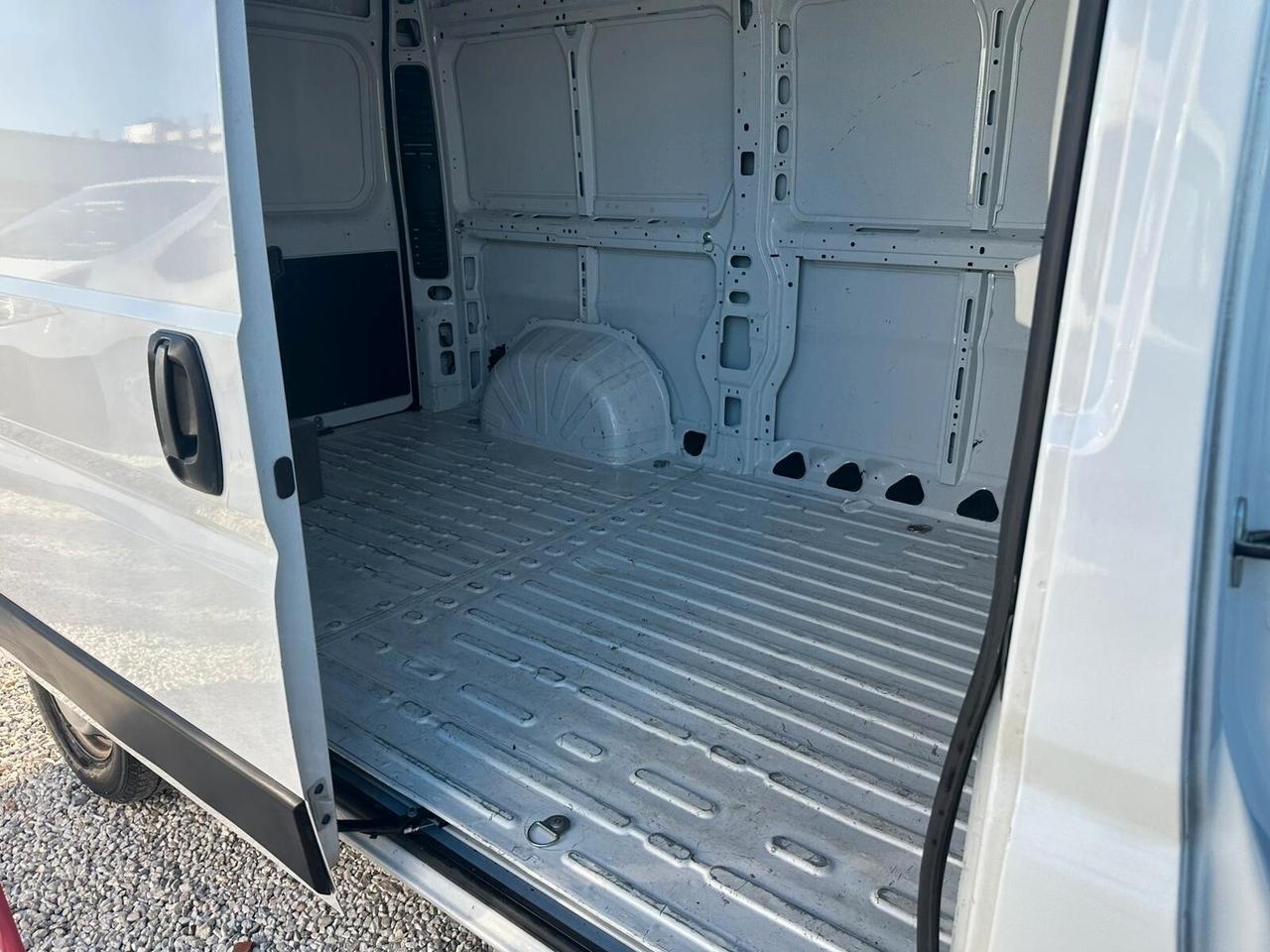Fiat Ducato 35 2.2 Mjt 140CV PM-TM Furgone