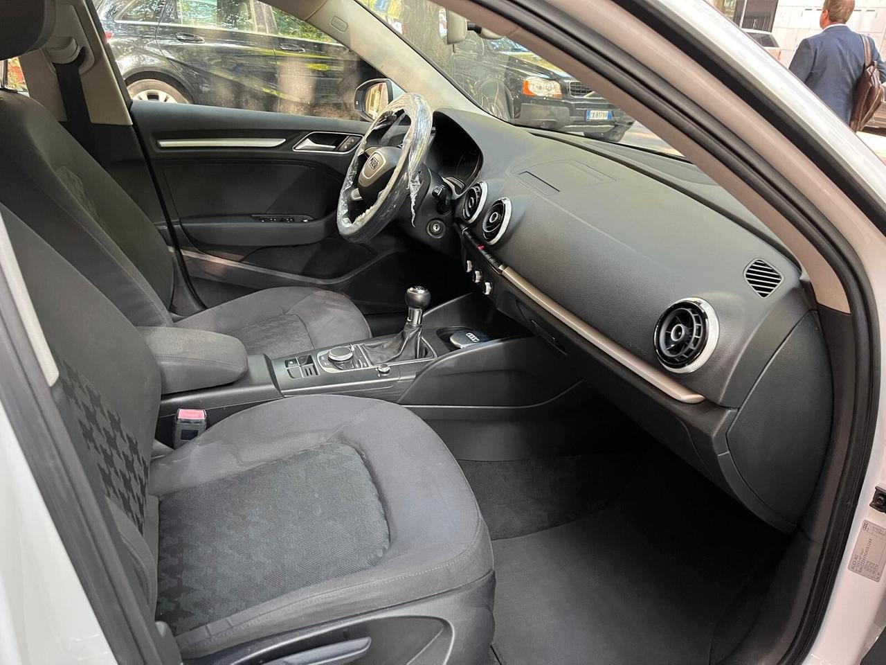 Audi A3 SPB 1.6 TDI clean diesel Ambiente