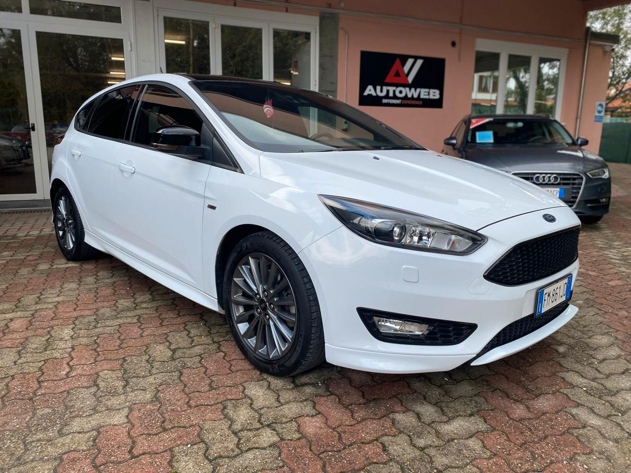 Ford Focus 1.5 EcoBoost 150 CV Start&Stop ST Line