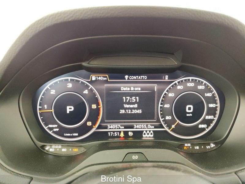 Audi Q2 Q2 30 TDI S tronic Identity Black