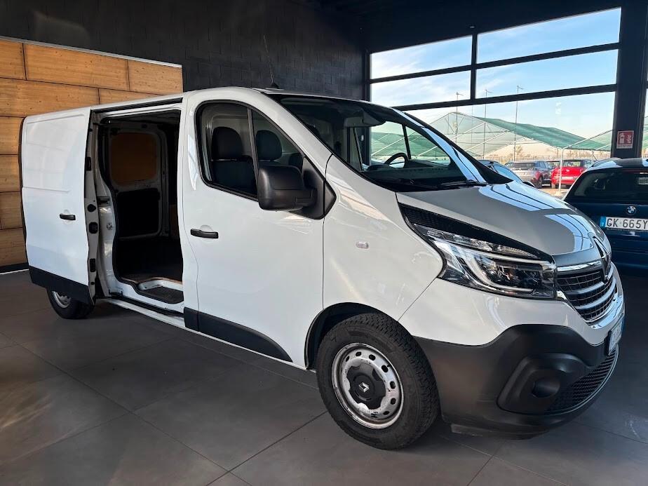 Renault Trafic 2.0 dCi 145CV L2 H1 DOPPIA PORTA LATER.30.000KM