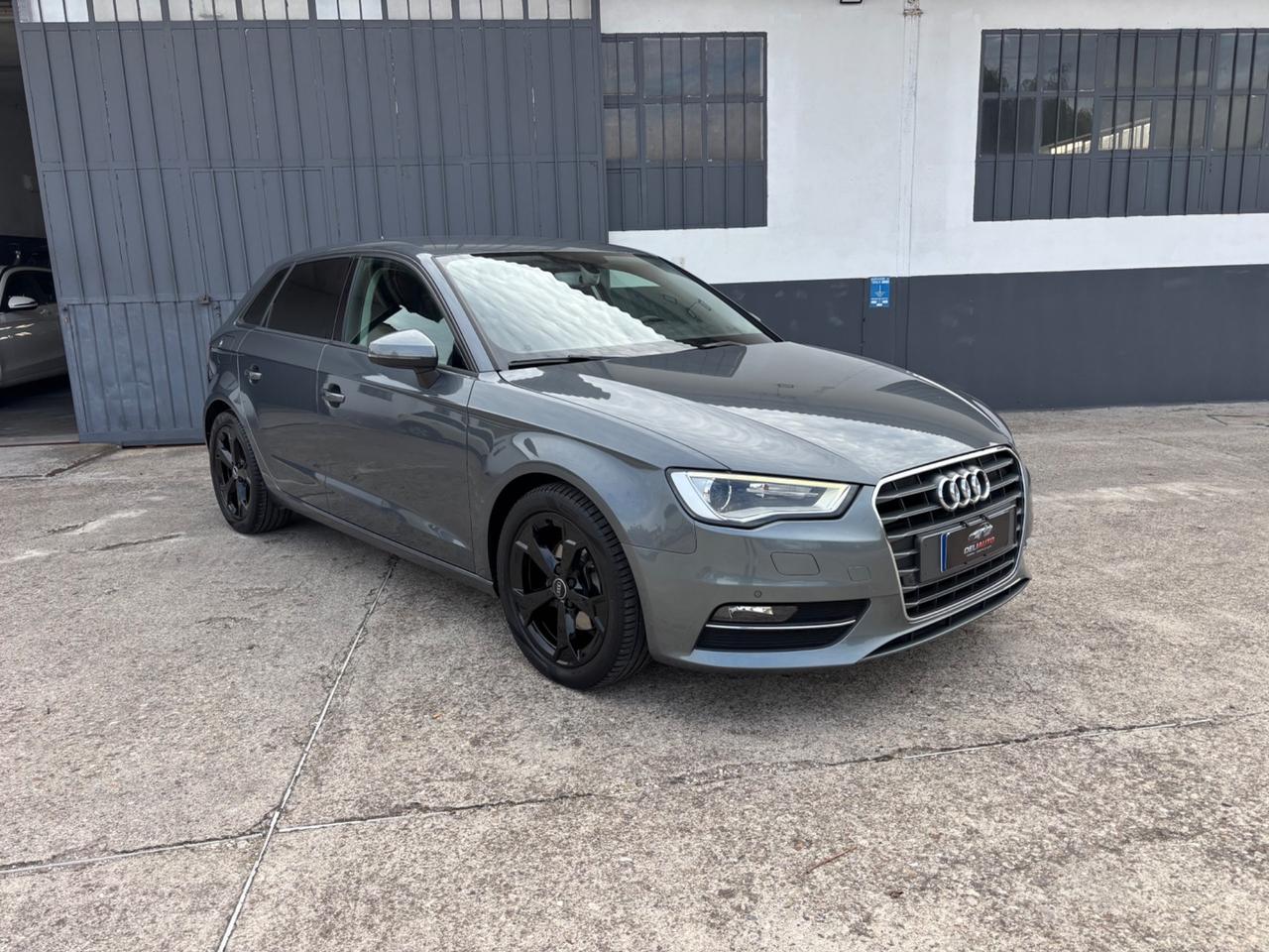 Audi A3 1.6 TDI Sportback. Garanzia. Neopatentati