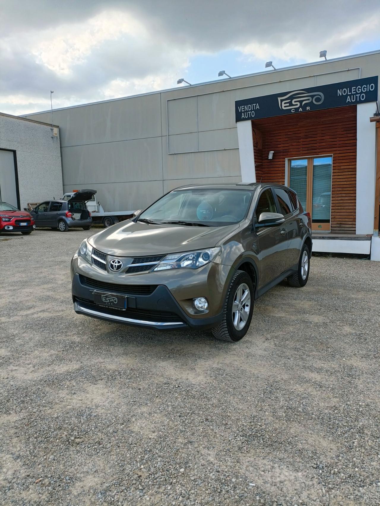 Toyota RAV 4 RAV4 2.0 D-4D 2WD