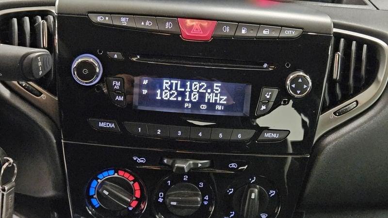 Lancia Ypsilon Ypsilon 1.2 69 CV 5 porte GPL Ecochic Elefantino