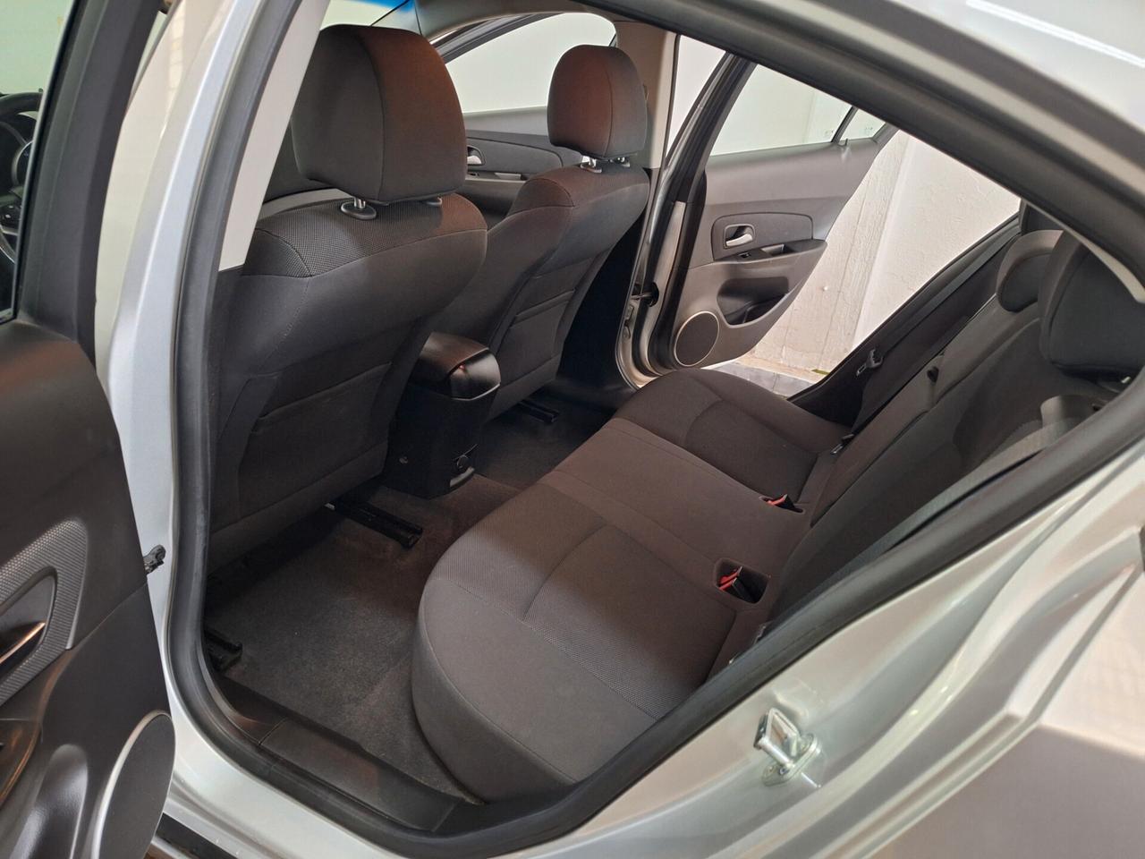 Chevrolet Cruze 1.8 4 porte LT GPL BERLINA EURO5 UNICOPROPIETARIO