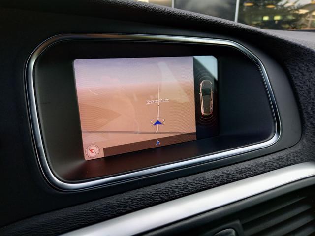 VOLVO V40 D2 Geartronic R-design