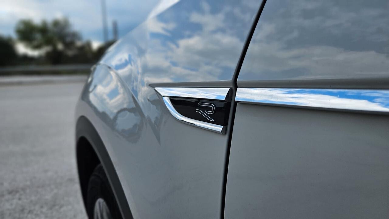 Volkswagen T-Roc 2.0 TDI 150CV DSG R-Line