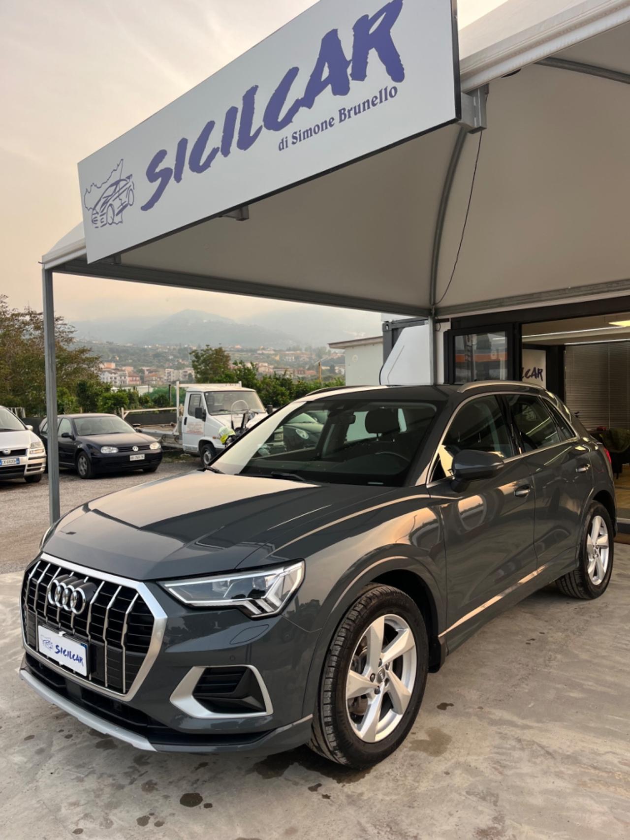 Audi Q3 40 TDI quattro S tronic Business Advanced