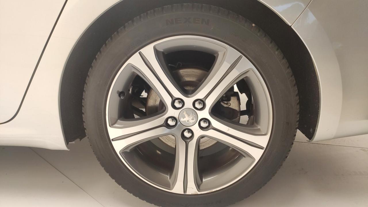 Peugeot 508 BlueHDi 180 EAT6 S&S Feline