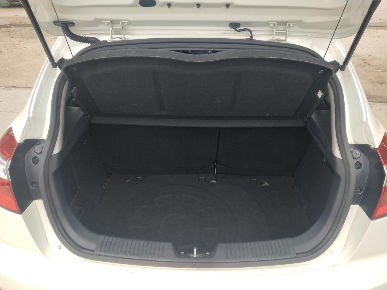 Kia Rio 1.1 CRDi 5p. Cool