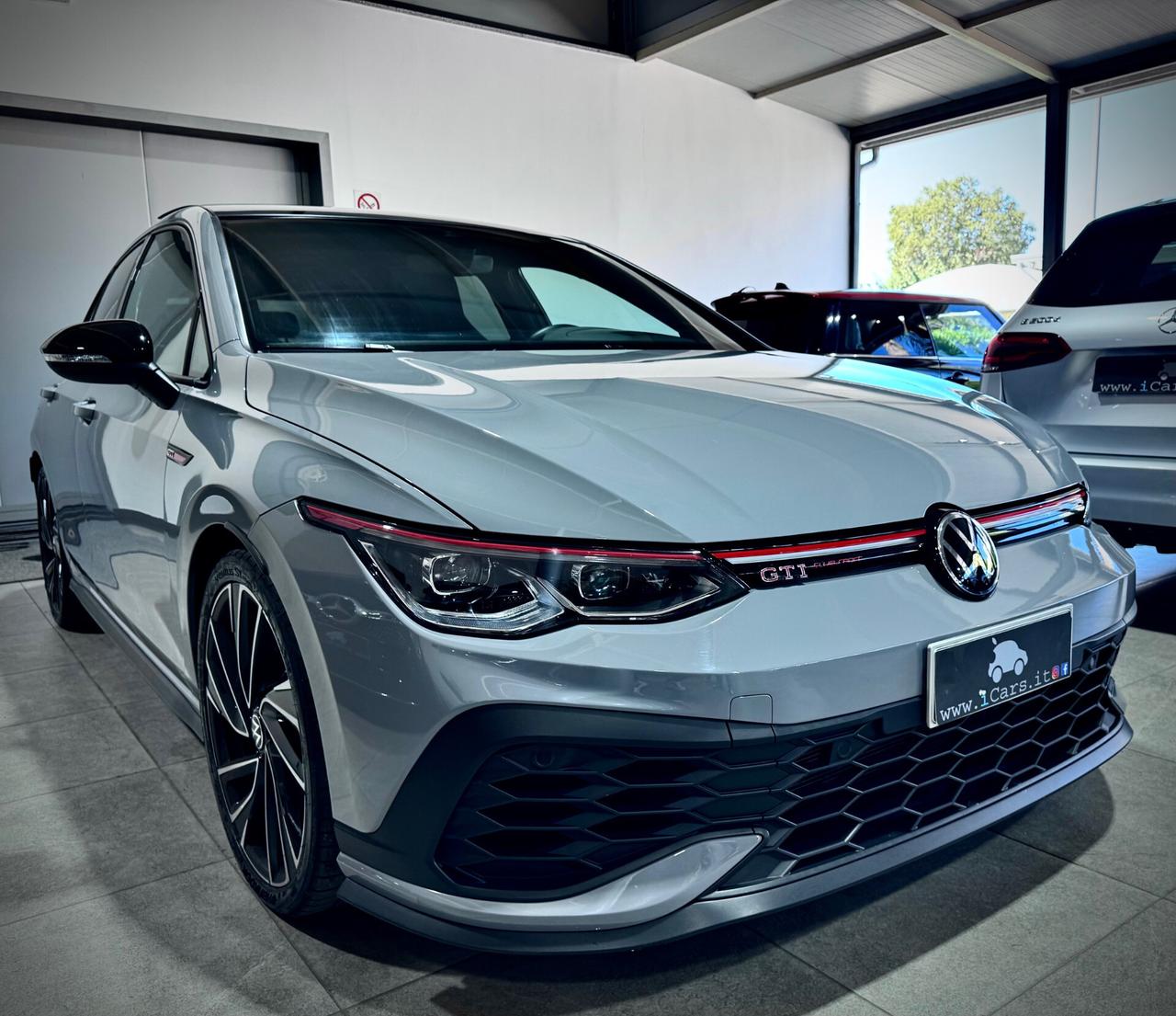 Volkswagen Golf GTI 2.0 TSI 300CV DSG Clubsport 45