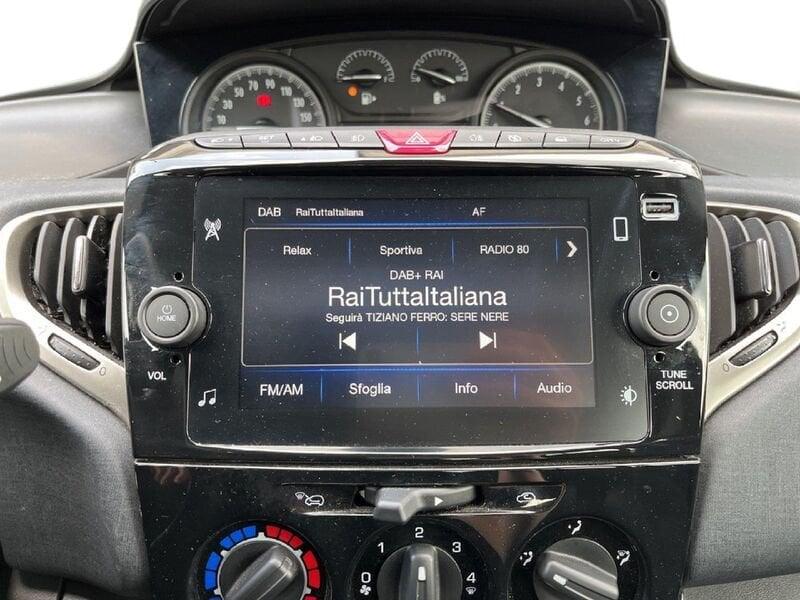Lancia Ypsilon III 2021 1.0 firefly hybrid Gold s&s 70cv