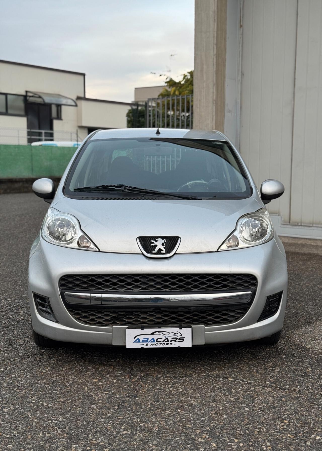 Peugeot 107 1.0 50kW 5P Benz E5 Allure