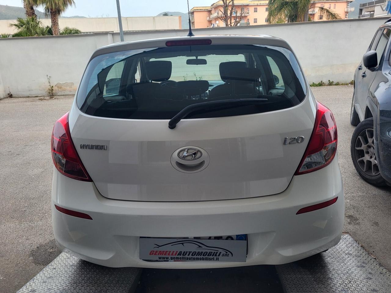 Hyundai i20 1.2 5p. Classic 05/2013 KM 81000