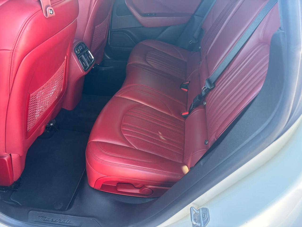 Maserati Levante V6 Diesel 275 CV AWD