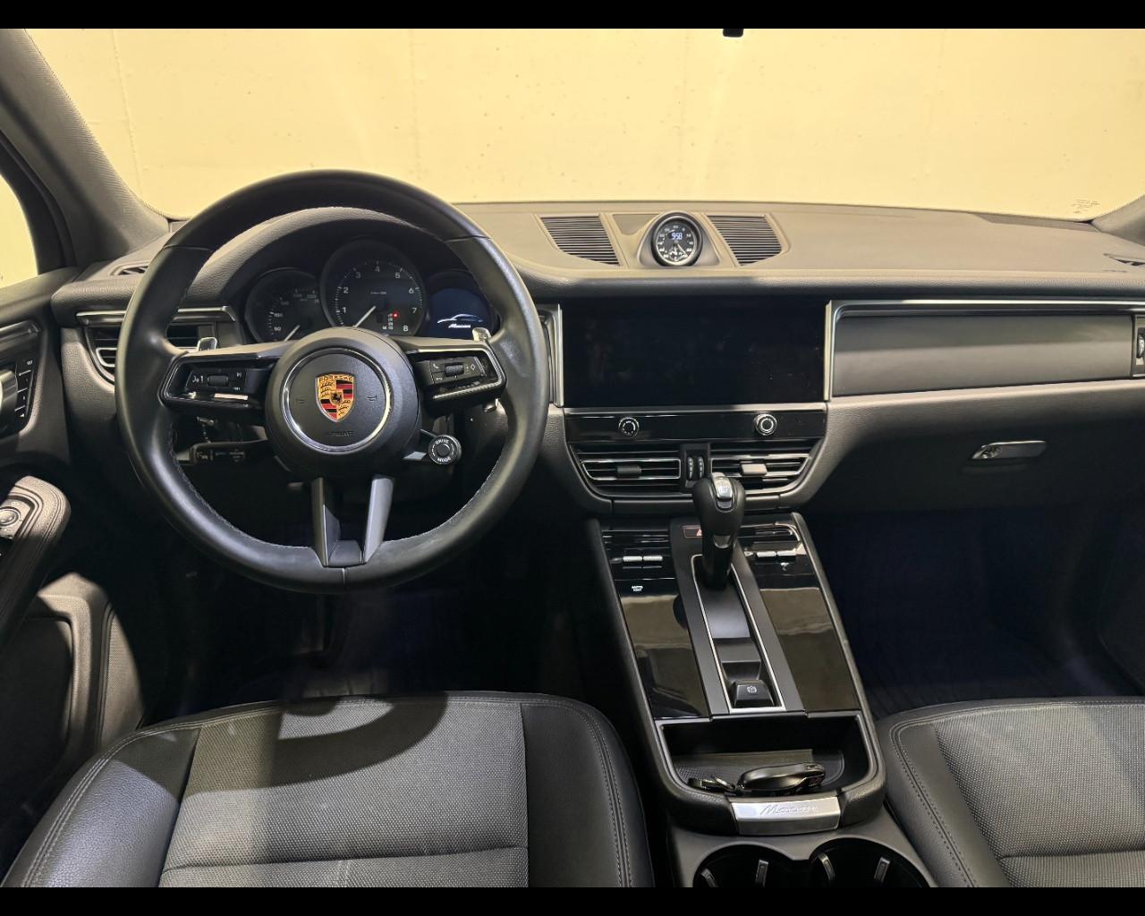 PORSCHE MACAN 2.0 PDK