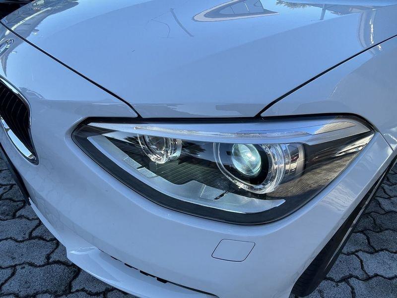 BMW Serie 1 116i 5p Urban + FARI XENON NEOPATENTATI OK
