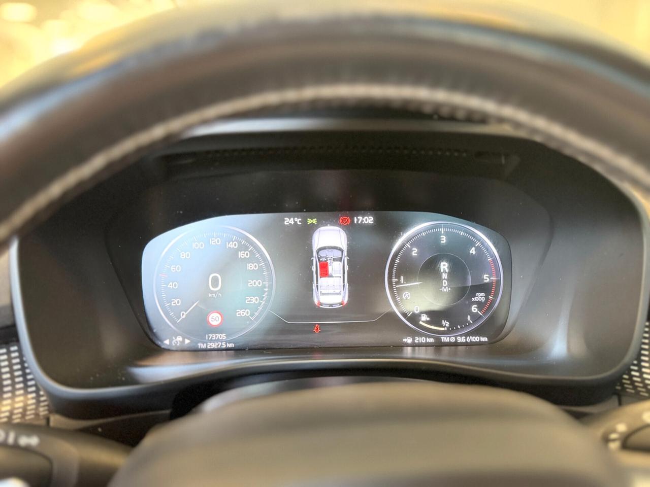 Volvo XC40 D4 AWD Geartronic R-design