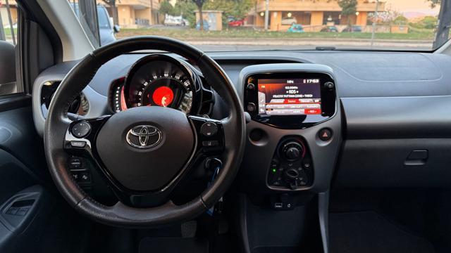 TOYOTA Aygo CONNECT 1.0 VVT-i 72CV 5P.X-PLAY MMT*24M.G.*R.CAM*