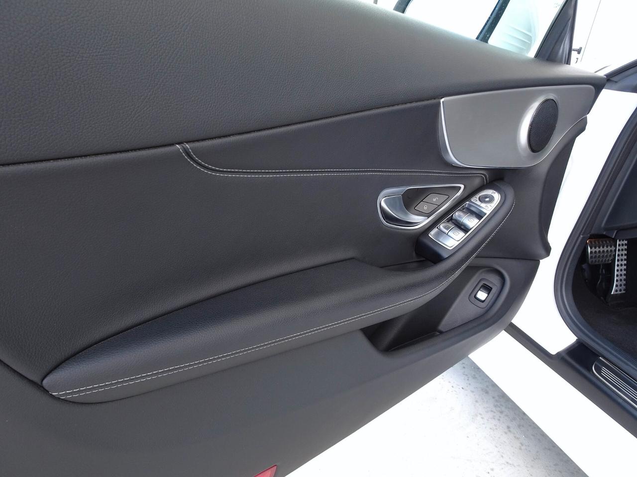 Mercedes C220 D Cabrio 170CV PREMIUM AMG