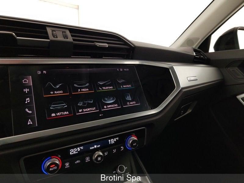 Audi Q3 Q3 35 TDI S tronic Business Advanced