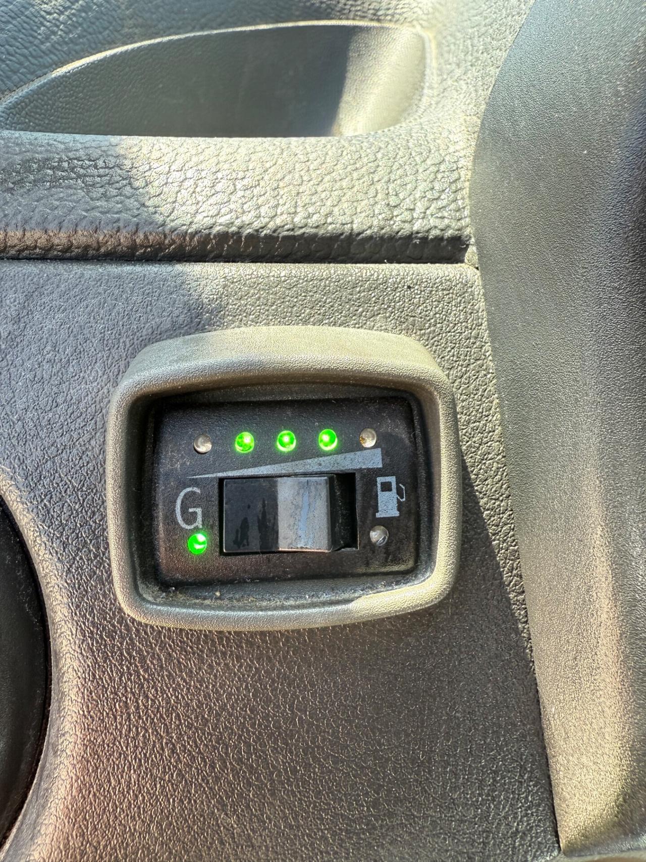 Fiat Punto 1.2 Natural Power UNIPRO neopatentati