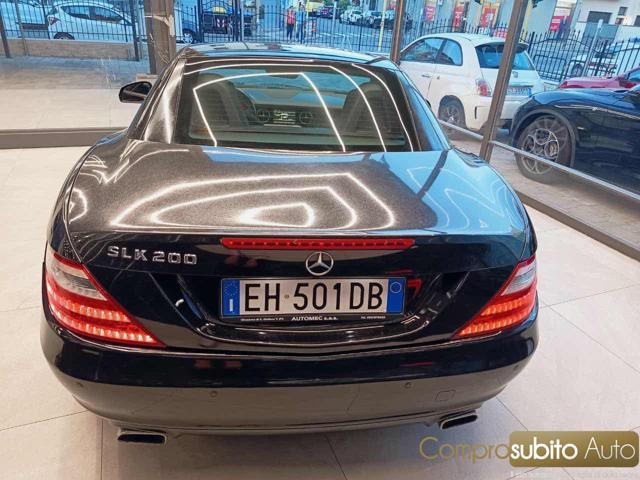 MERCEDES-BENZ SLK 200 CGI Edition1