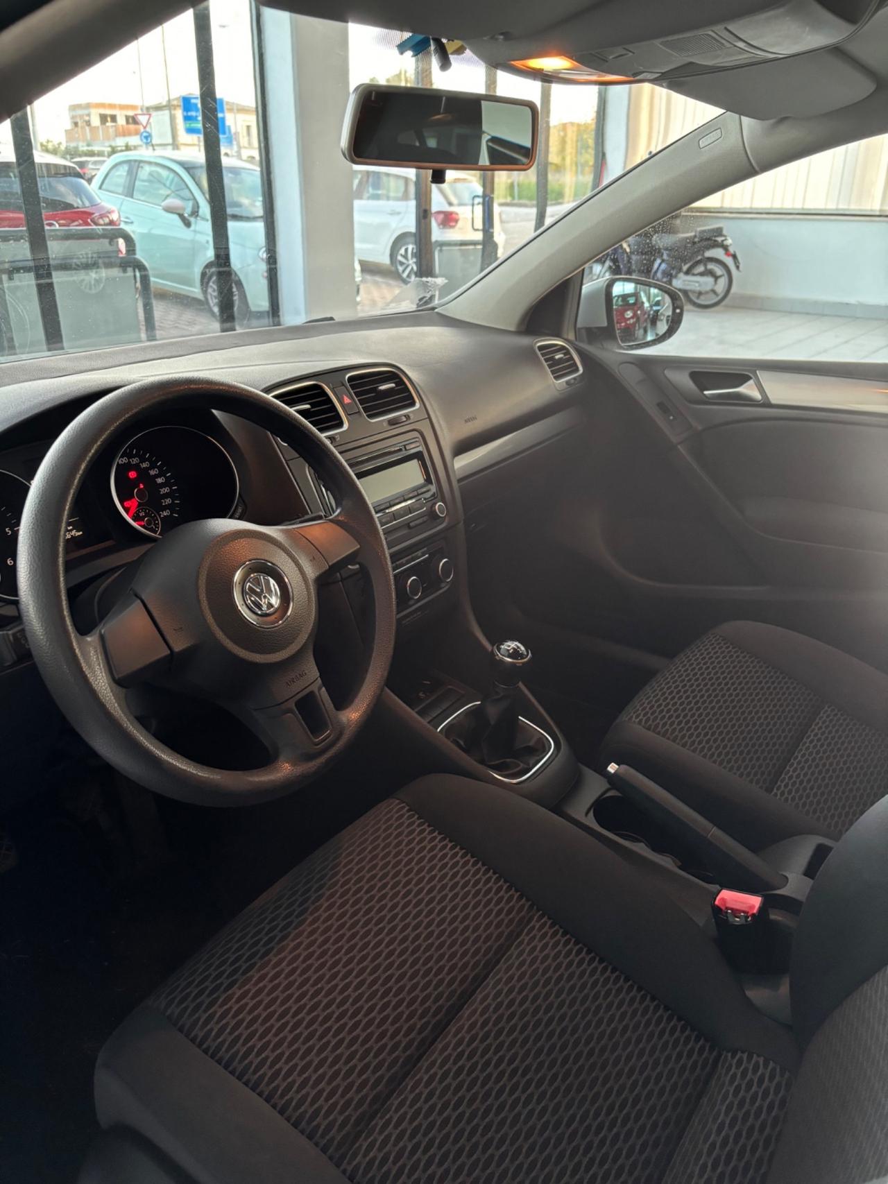 Volkswagen Golf 1.6 TDI DPF 5p. Highline