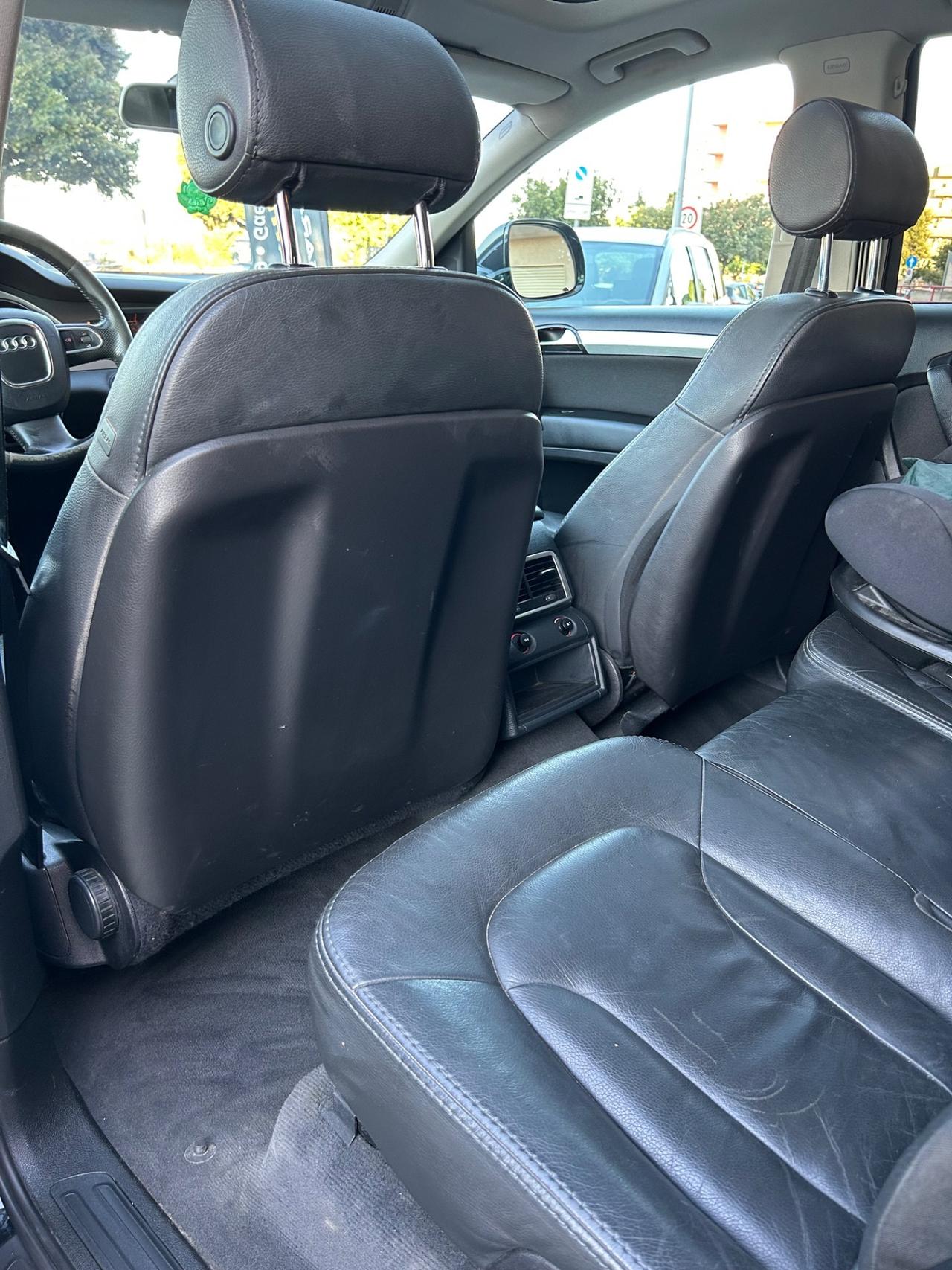 Audi Q7 3.0 V6 TDI 233CV quattro tiptronic