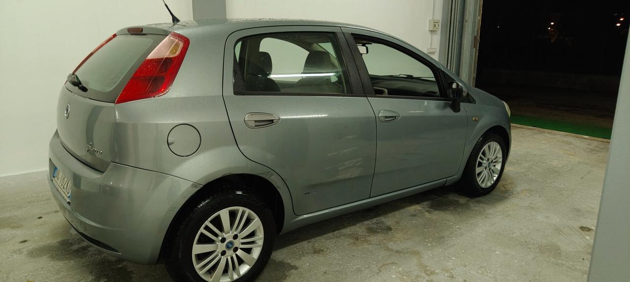 Fiat Grande Punto 1.9 MJT 120 CV 5 porte Emotion