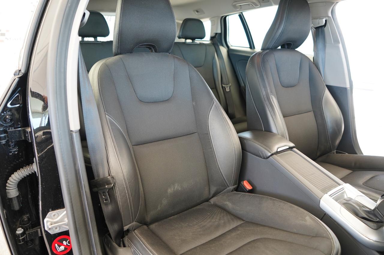 Volvo V60 Cross Country D3 Geartronic Business