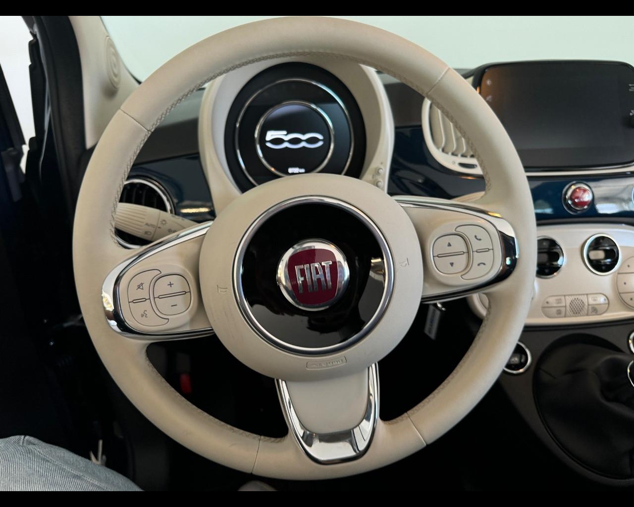 FIAT 500 (2015-->) - 500 C 1.0 Hybrid